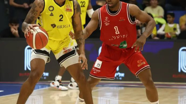 "הפועל ברמה אחרת". אדוארדס (צילום: דני מרון)