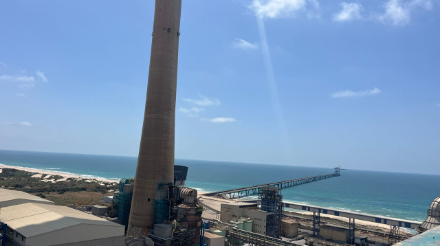 תחנת הכוח באשקלון (צילום: פלד ארבלי)