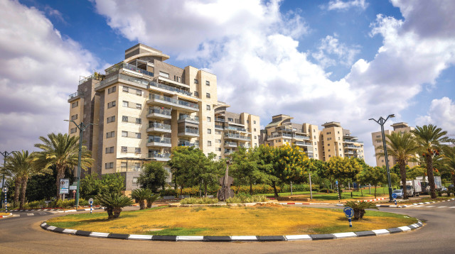 באר יעקב - בניה חדשה (צילום: יוסי אלוני, פלאש 90)