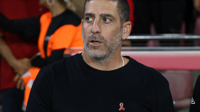 רן קוז'וך מאמן הפועל באר שבע (צילום: דני מרון)