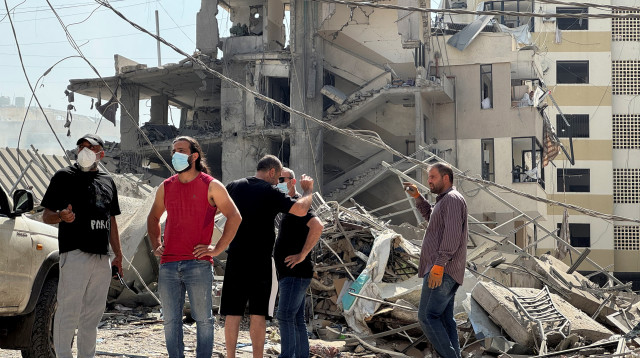 הרס בלבנון (צילום: REUTERS/Ali Hankir)