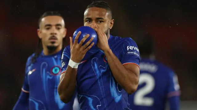 צ'לסי דוהרת בחזרה לליגת האלופות. אנקונקו חוגג (צילום: רויטרס)