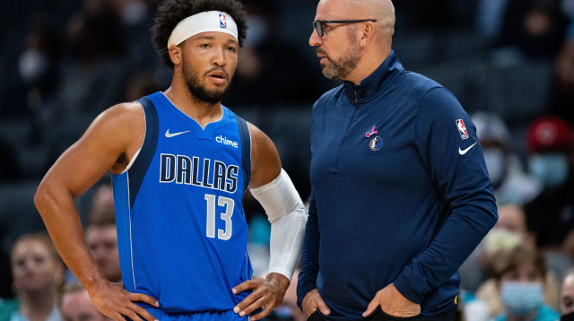 ג'ייסון קיד לצד ג'יילן ברונסון, דאלאס מאבריקס (צילום: GettyImages)