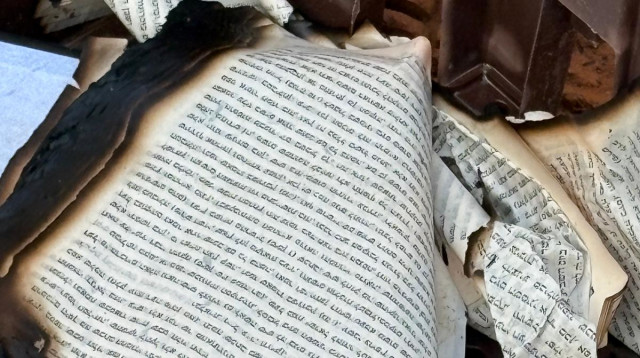 הצתת בית הכנסת בירושלים (צילום: ללא קרדיט)