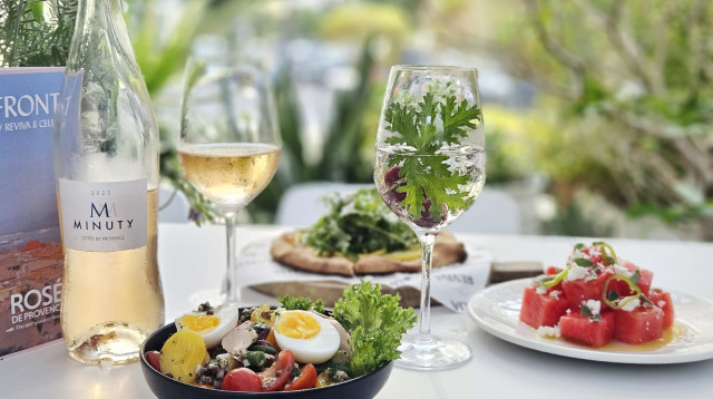 סלט ניסואז  (צילום: מיכל אשל )