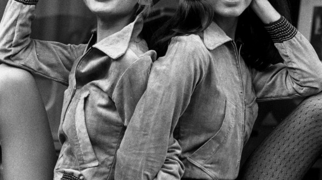 הצבע שפעם סימל עוני הפך לטרנד הכי יוקרתי של 2025 - איך זה קרה? (צילום: Evening Standard/Getty Images)