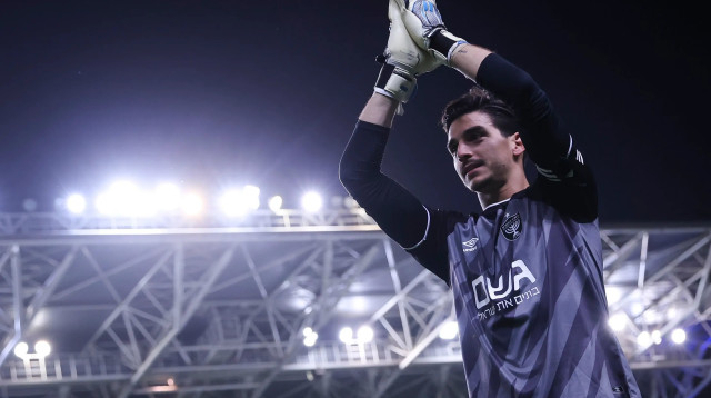 מיגל סילבה שוער בית"ר ירושלים (צילום: מאור אלקסלסי)