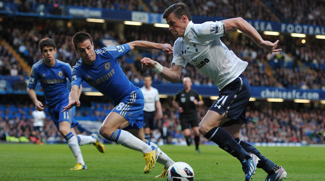 גארת' בייל במדי טוטנהאם (צילום: AFP)