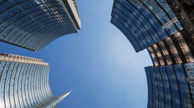 מגדל סוזוקי - אייקון אדריכלי בלב תל אביב (צילום: FREEPIK)