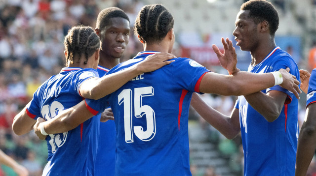 נתן זזה (צילום: GettyImages, JOE KLAMAR/AFP)