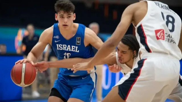 שחקן נבחרת הנוער עומר מאייר (צילום: אתר רשמי, אתר פיב"א)