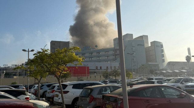 פגיעה בבית החולים סורוקה  (צילום: שימוש לפי סעיף 27א')