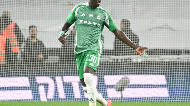 עבדולאי סק שחקן מכבי חיפה (צילום: ברני ארדוב)