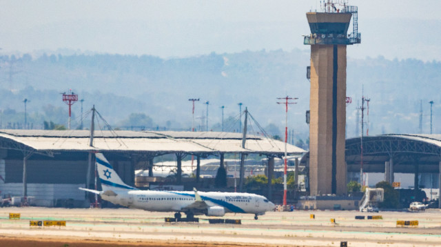 טיסת חילוץ לאחר הנחיתה בישראל (צילום: יוסי אלוני, פלאש 90)