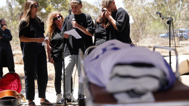 הלוויתו של יאיר יעקב ז"ל (צילום: דנה רעני)