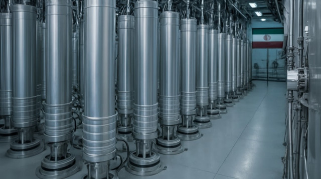צנטריפוגות להפרדת אורניום באיראן (צילום: שאטרסטוק)