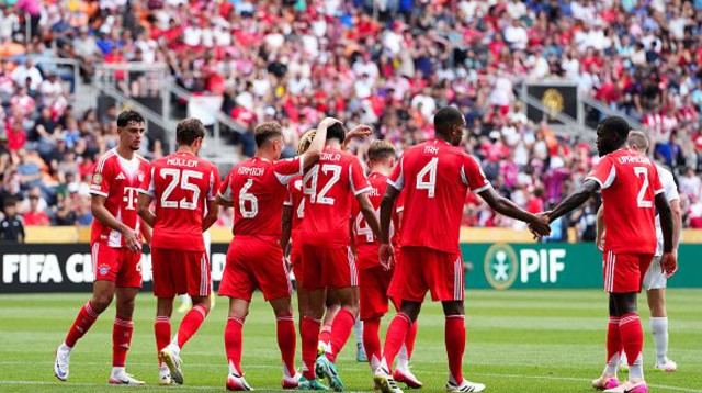 שחקני באיירן מינכן (צילום: Getty images)
