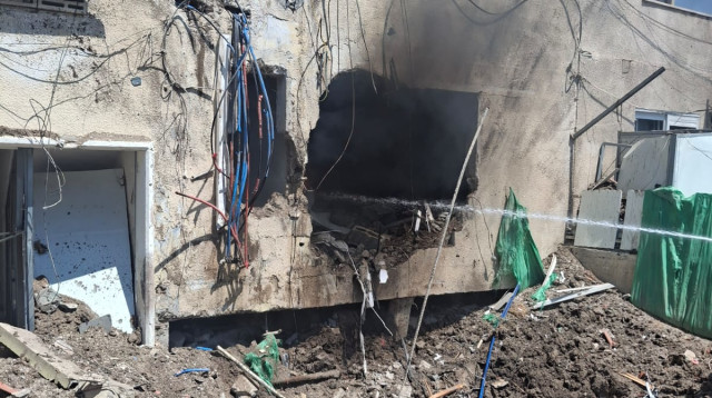 פגיעת הכטב"ם בבית שאן (צילום: תיעוד מבצעי מד"א)