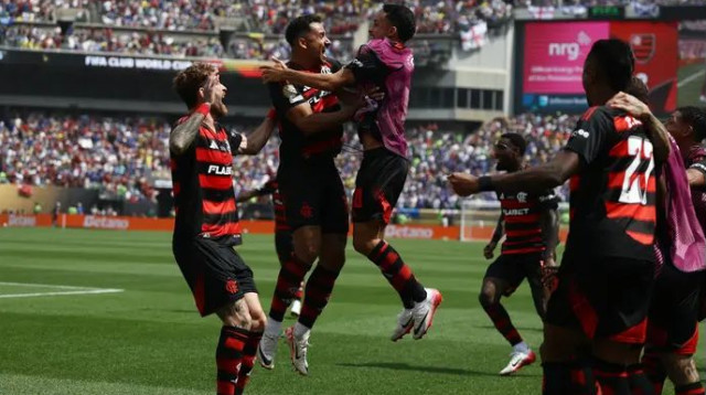 פלמנגו חגגה ובגדול על צ'לסי (צילום: רויטרס)