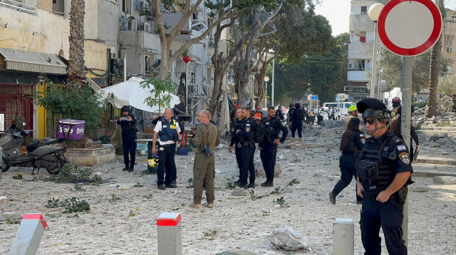 זירת נפילה בחיפה (צילום: דוד סבג)