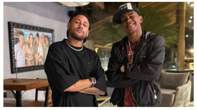 ניימאר לצד לאמין ימאל (צילום: צילום מסך, מתוך אינסטגרם)