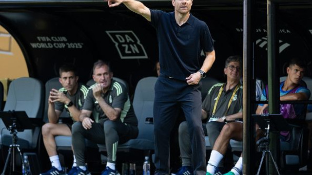 צ'אבי אלונסו מאמן ריאל מדריד (צילום: Simon M Bruty)