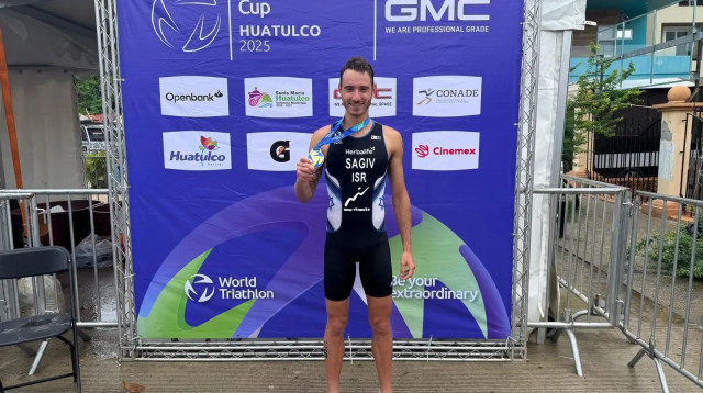 שחר שגיב, טריאתלט ישראלי (צילום: אתר רשמי, באדיבות מכבי תל אביב)