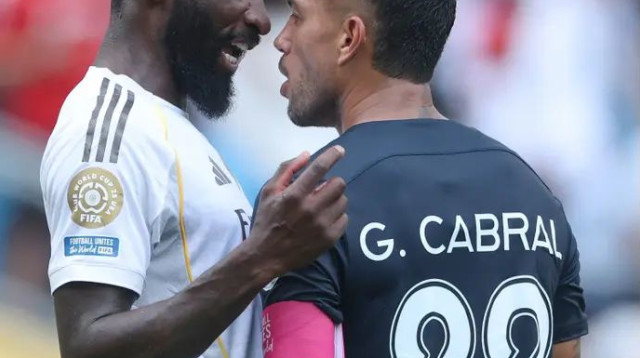 רודיגר וקבראל אמש (צילום: GettyImages, Richard Pelham)