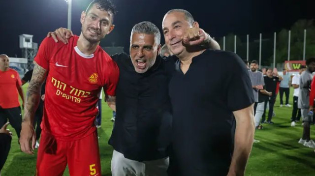 ג'קי בן זקן עם חיים סילבס וניר ביטון (צילום: לירון מולדובן)