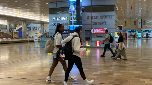 נתב"ג נפתח מחדש בסיום מבצע "עם כלביא" (צילום: אבשלום ששוני)