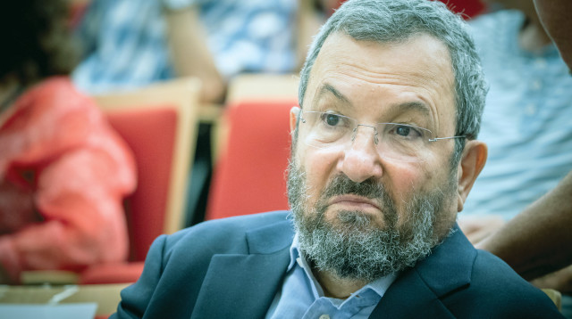 אהוד ברק (צילום: יונתן זינדל, פלאש 90)