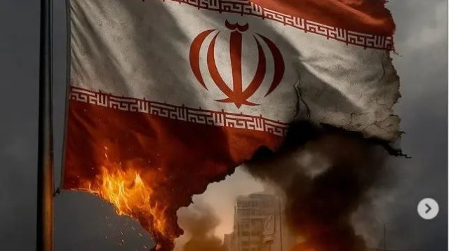 דגל איראן נשרף (צילום: צילום מסך, אינסטגרם)