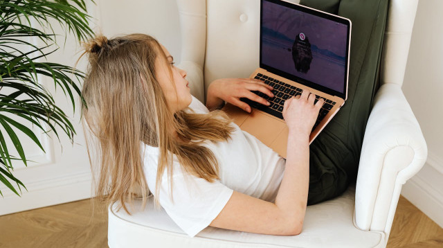 דור ה-Z נכנס לעולם ההלוואות: מה שונה בצרכנים של היום? (צילום: pexels)