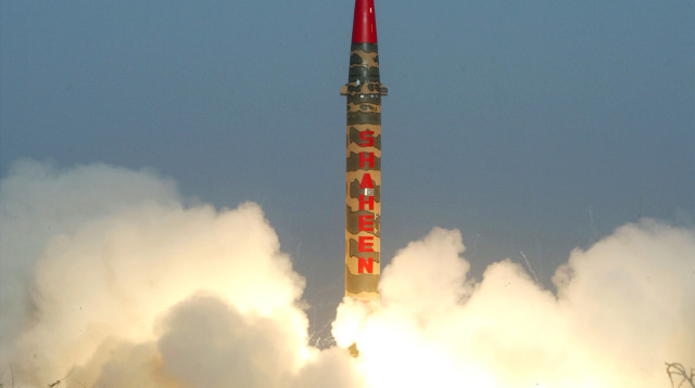 ניסוי טיל גרעיני בפקיסטן (צילום: רויטרס)