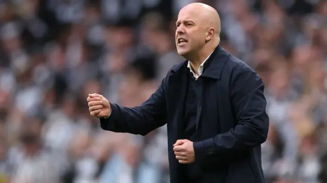 הרקע המשותף לא יספיק? סלוט (צילום: רויטרס)