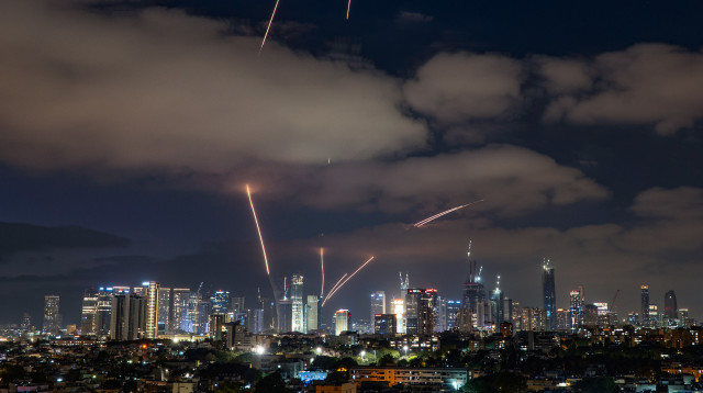 יירוטים בשמי תל אביב ב-15 ביוני 2025 (צילום: מתניה טאוסיג פלאש 90)