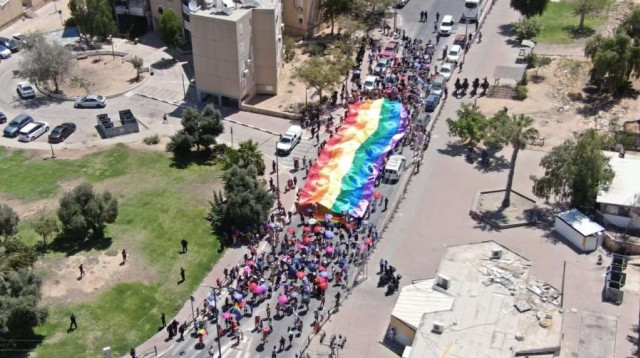 מצעד הגאווה במצפה רמון, ארכיון (צילום: משטרת ישראל)