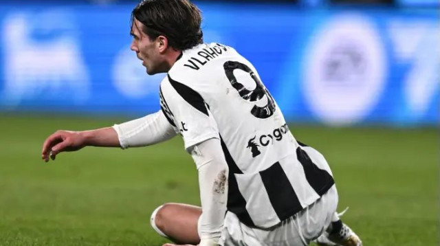 בספק. ולאחוביץ' (צילום: אימג'בנק  GettyImages, Image Photo Agency)