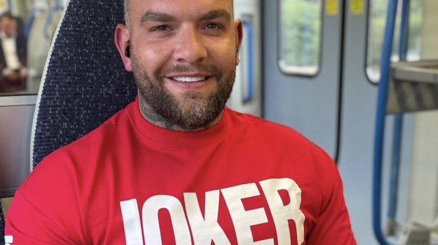 אנדי לי (צילום: צילום מסך מתוך האינסטגרם)