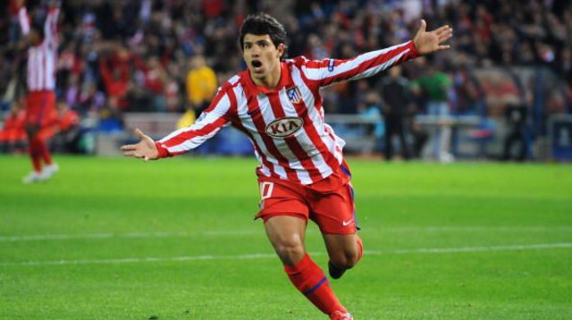 סרחיו אגוארו בימיו באתלטיקו מדריד (צילום: Denis Doyle)