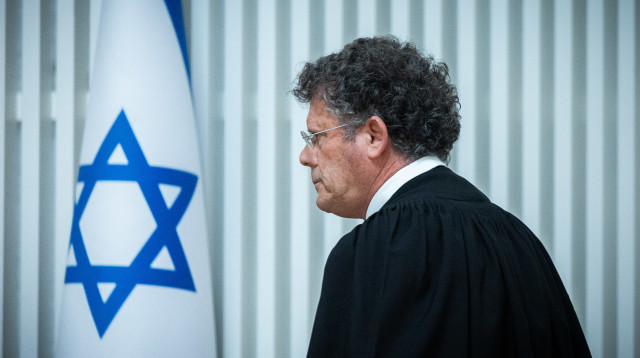 יצחק עמית (צילום:  חיים גולדברג, פלאש 90)