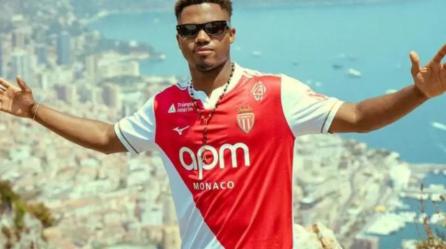 אנסו פאטי במדי מונאקו (צילום: אתר רשמי, האתר הרשמי של מונאקו)