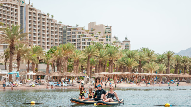 סאפ בים האדום עם ה"סאמר קארד" (צילום: ד"ר יואב פלמה)