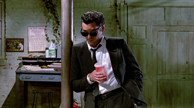 מייקל מדסן בסרט "כלבי אשמורת" (צילום: צילום מסך, שימוש לפי סעיף 27א' לחוק זכויות יוצרים)