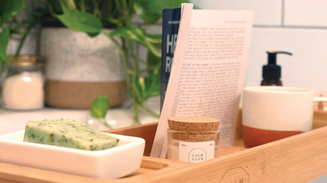 מגש הבמבוק היוקרתי של גאדג'טשופ (צילום: יח"צ)