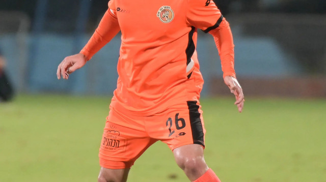 ריף מסיקה הפועל כפר שלם (צילום: ברני ארדוב)