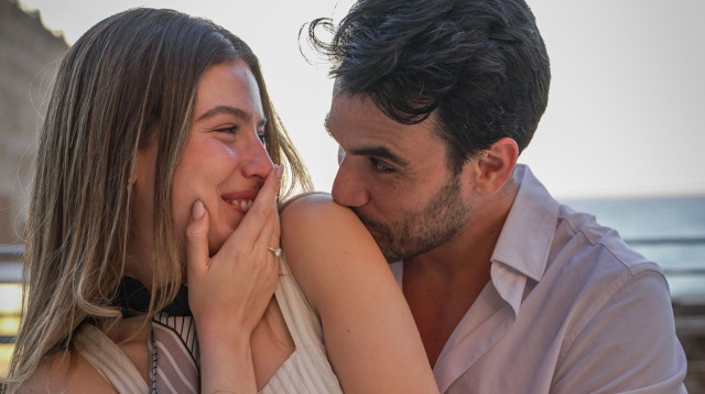 היא אמרה כן! תום חיימוב ושחר צ'רנס מאורסים (צילום: אורן אטדגי )