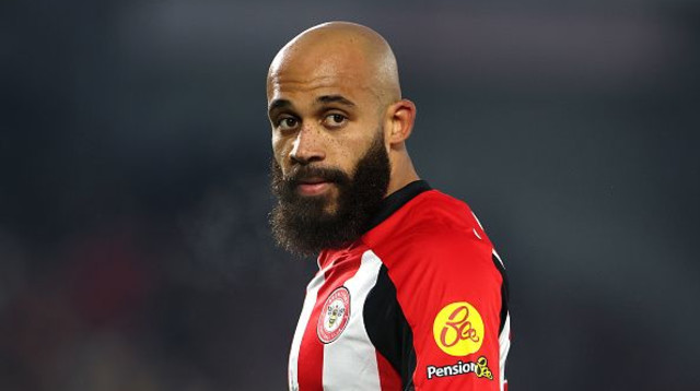 בריאן אמבואמו (צילום: Alex Pantling)