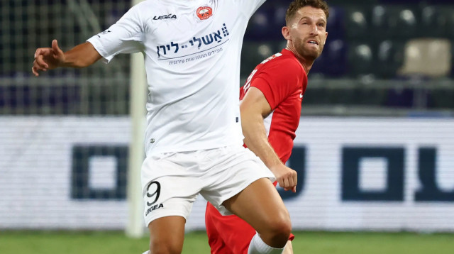 ניר עזריה הפועל רעננה מול הפועל תל אביב (צילום: דני מרון)