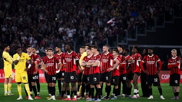 שחקני מילאן (צילום: Nicolò Campo)